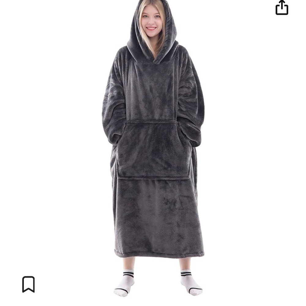 BRAND NEW! NOT OPENED! Waitu Wearable Blanket Sweatshirt